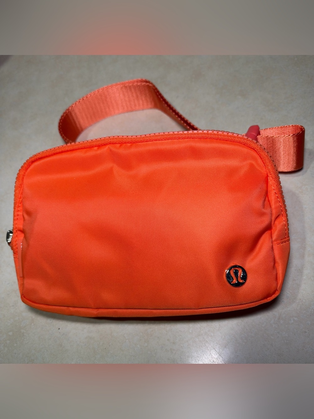lululemon Everywhere Belt Bag/Fanny Pack Orange Pre-owned